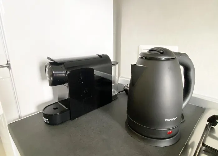 Riservato Bilocale Ristrutturato In Corte Interna * Ла-Маддалена