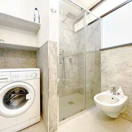 Nuovo Ristrutturato In Corte Interna Apartment