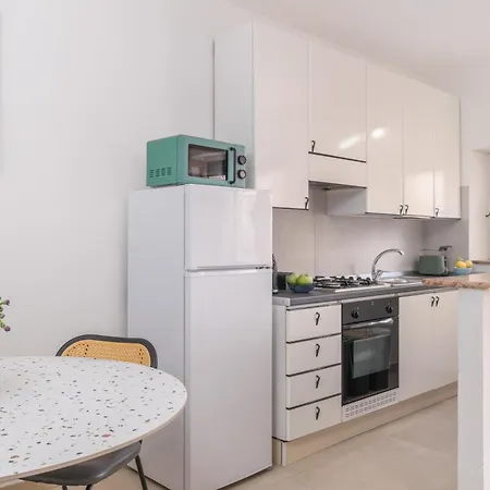 Apartment Riservato Bilocale Ristrutturato In Corte Interna La Maddalena (Sassari)